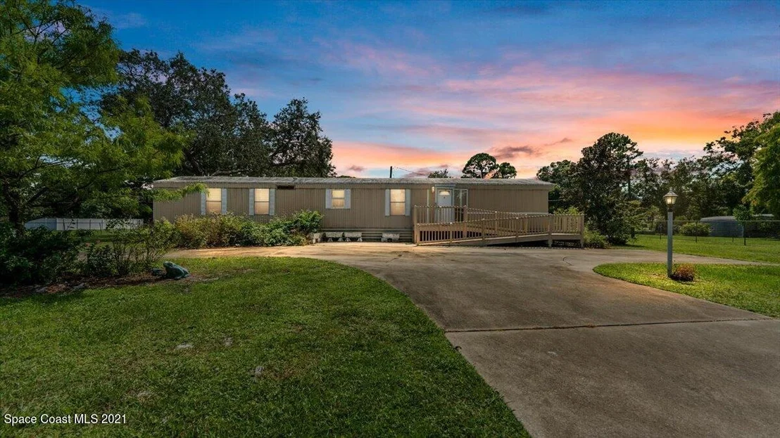 Photo of 755 Ann Way