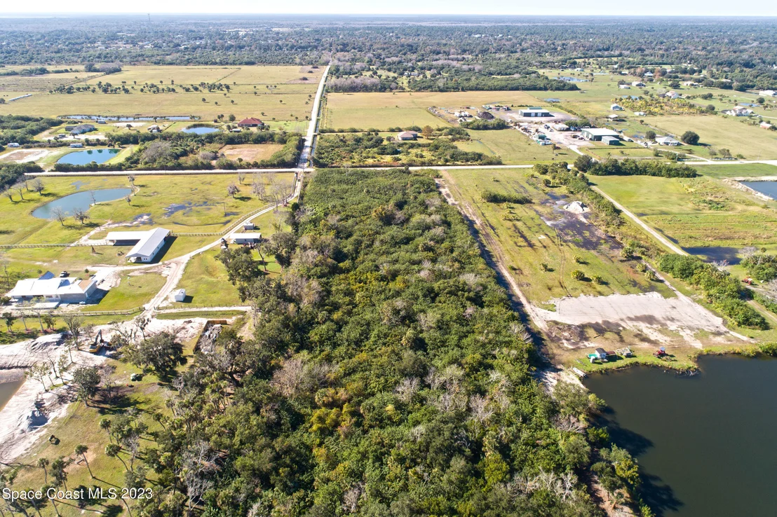 Photo of 3495 Hammock Road