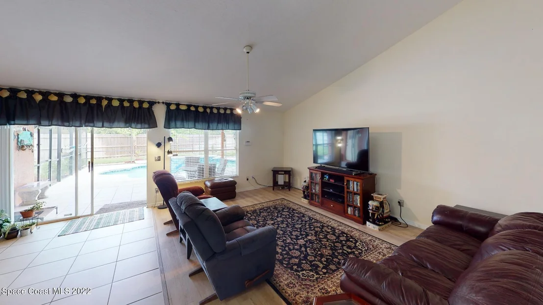 Photo of 1027 Jacaranda Circle