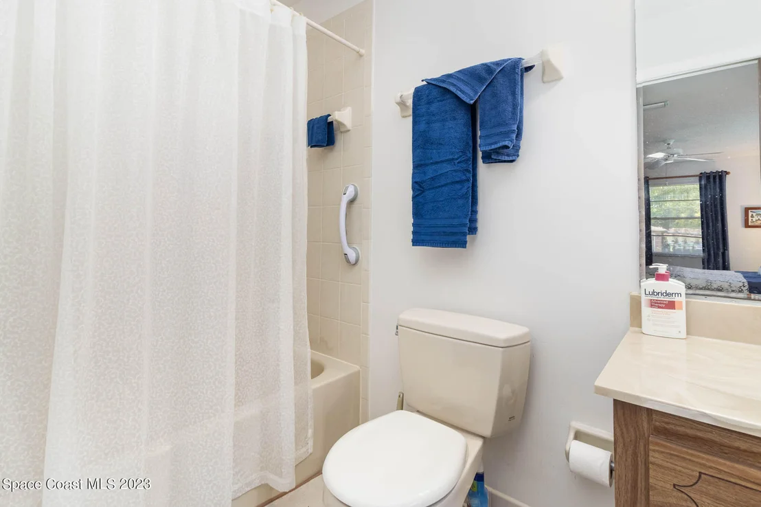 Photo of 639 Dundee Circle