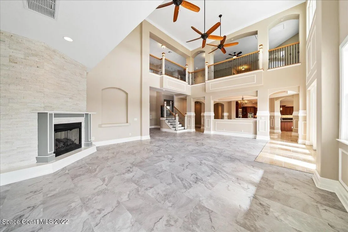 Photo of 5660 Willoughby Drive