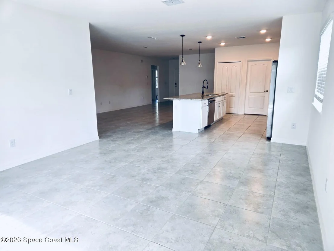 Photo of 8975 102nd Avenue