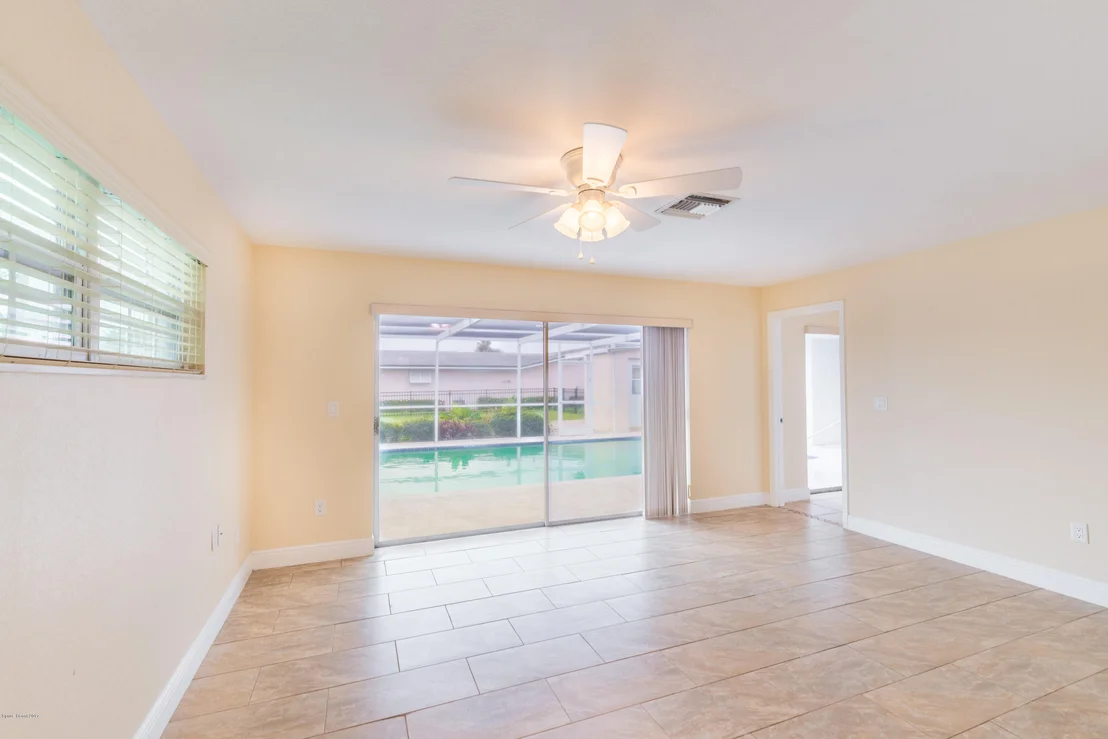 Photo of 507 Bahama Drive