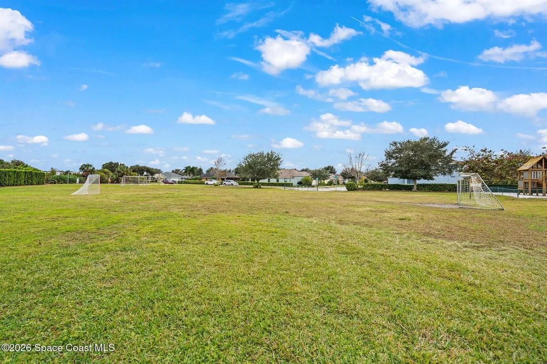 Photo of 1185 Dromin Lane
