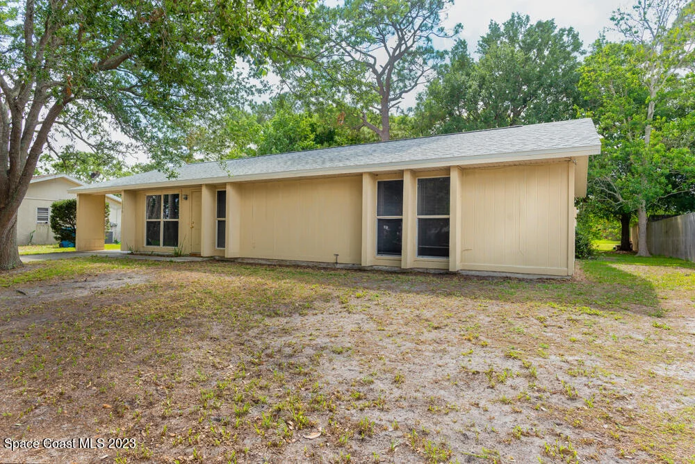 Photo of 1330 Creel Road NE