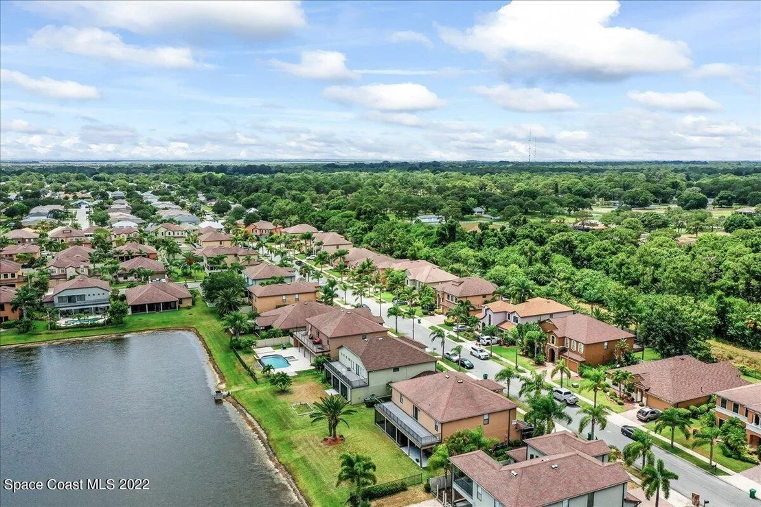 Photo of 1405 Talon Way