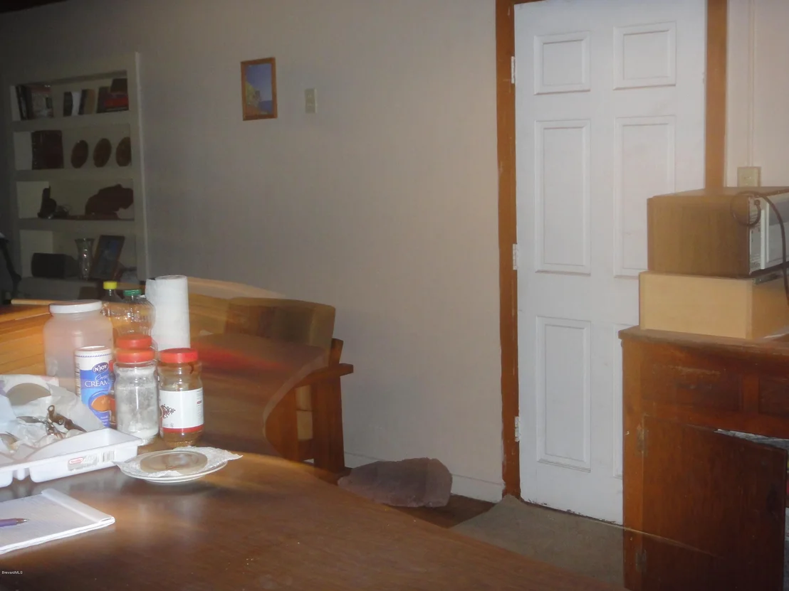 Photo of 116 NW Irwin Avenue