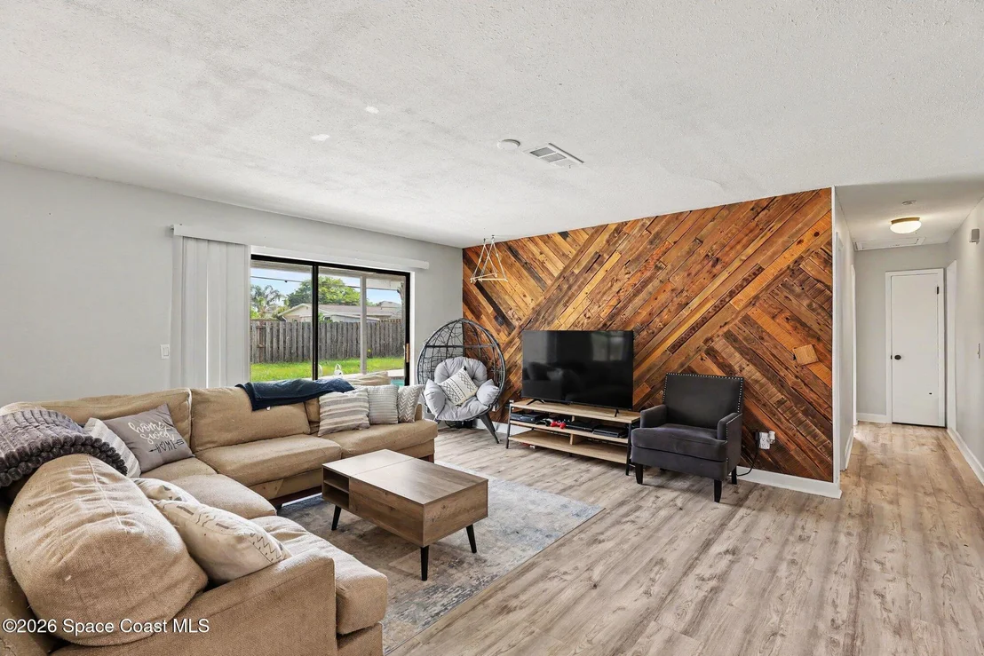 Photo of 1088 Basque Drive