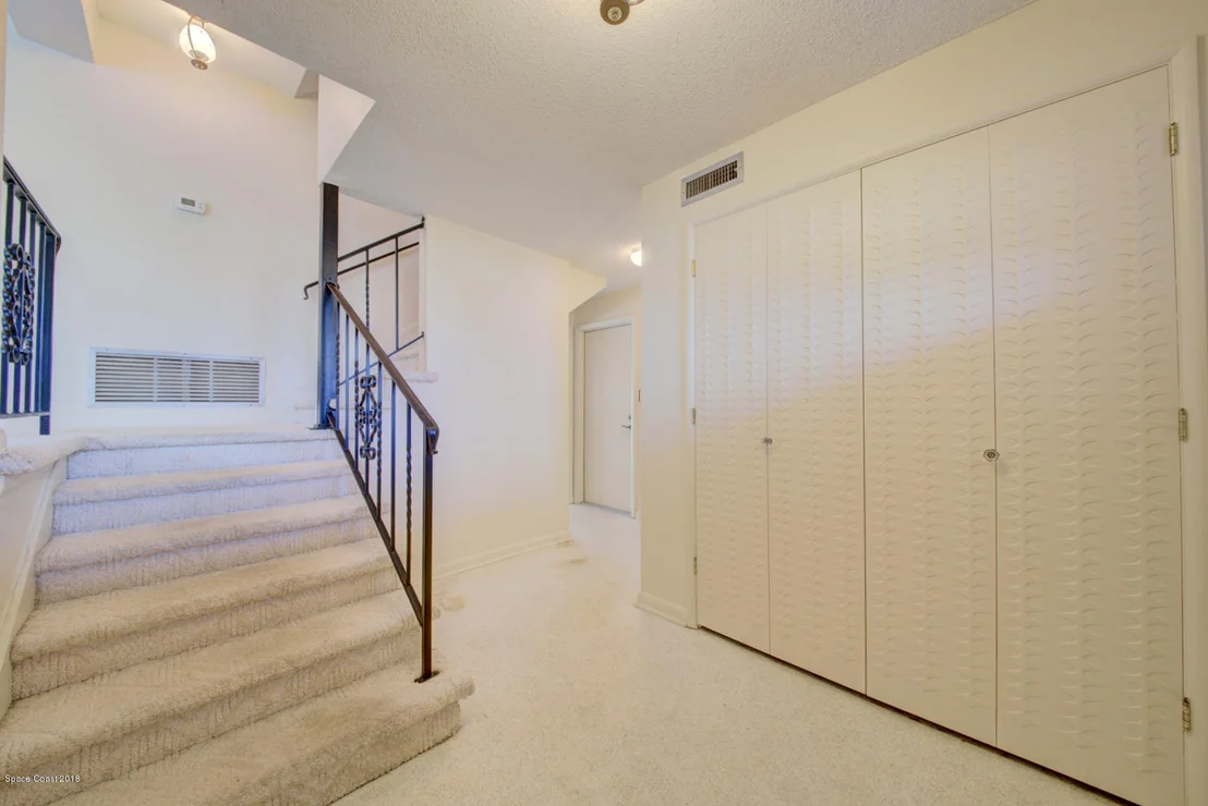 Photo of 381 Chester Drive