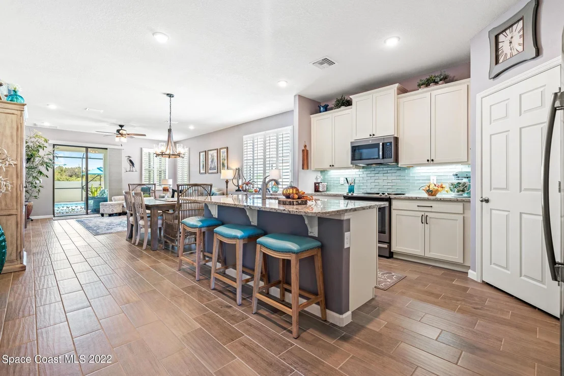 Photo of 982 Peta Way
