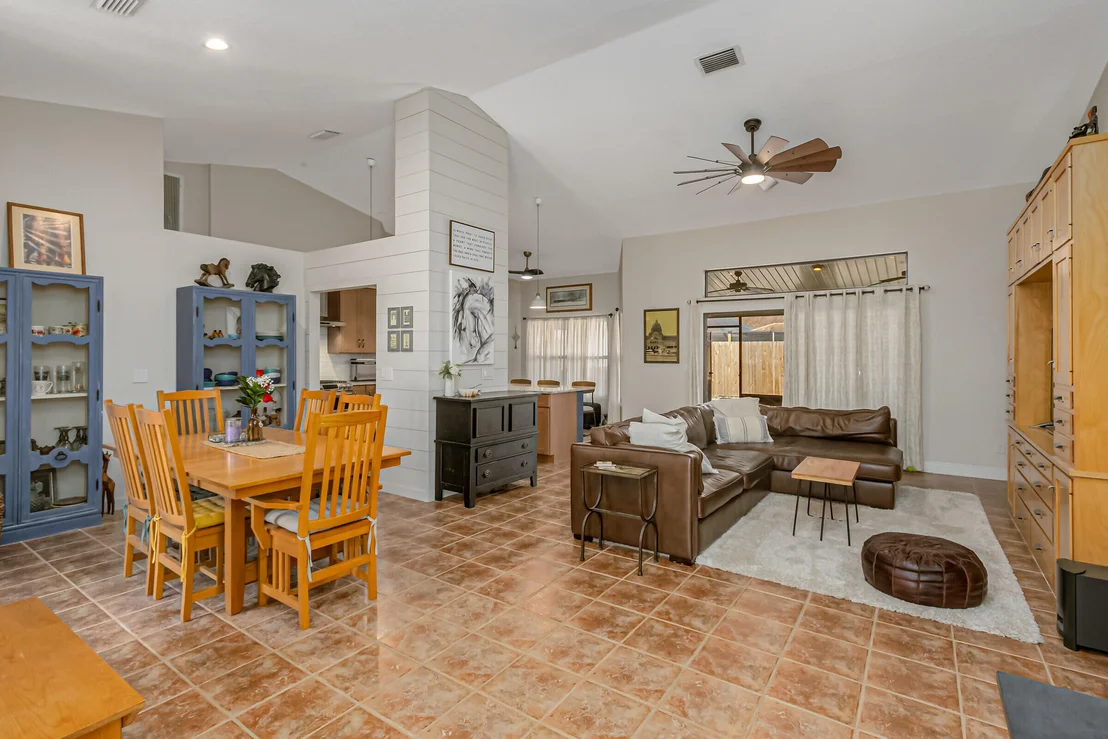 Photo of 3552 Swallow Drive