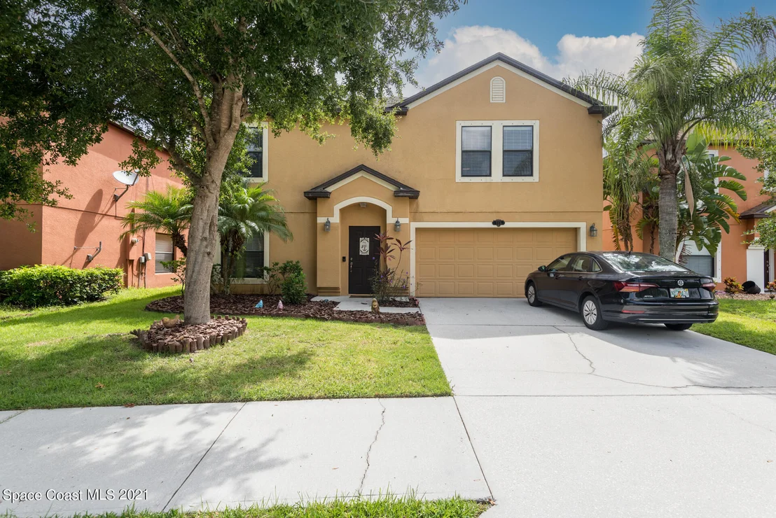 Photo of 245 Dryden Circle