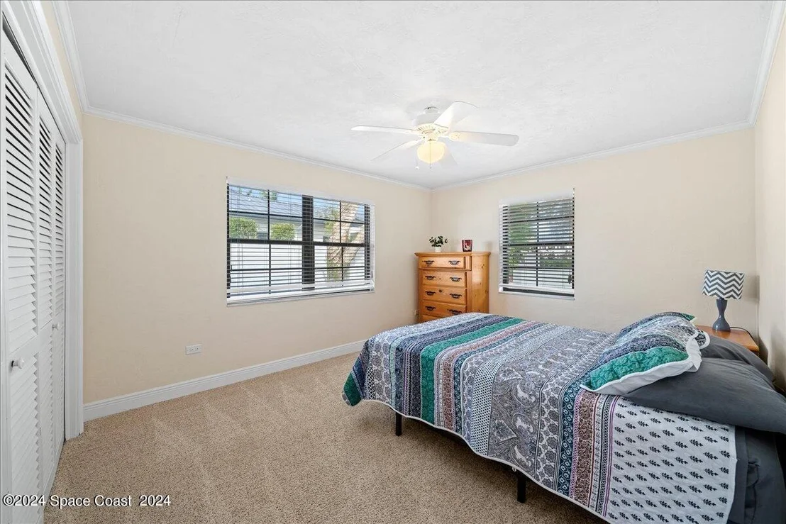 Photo of 206 Riverside Drive