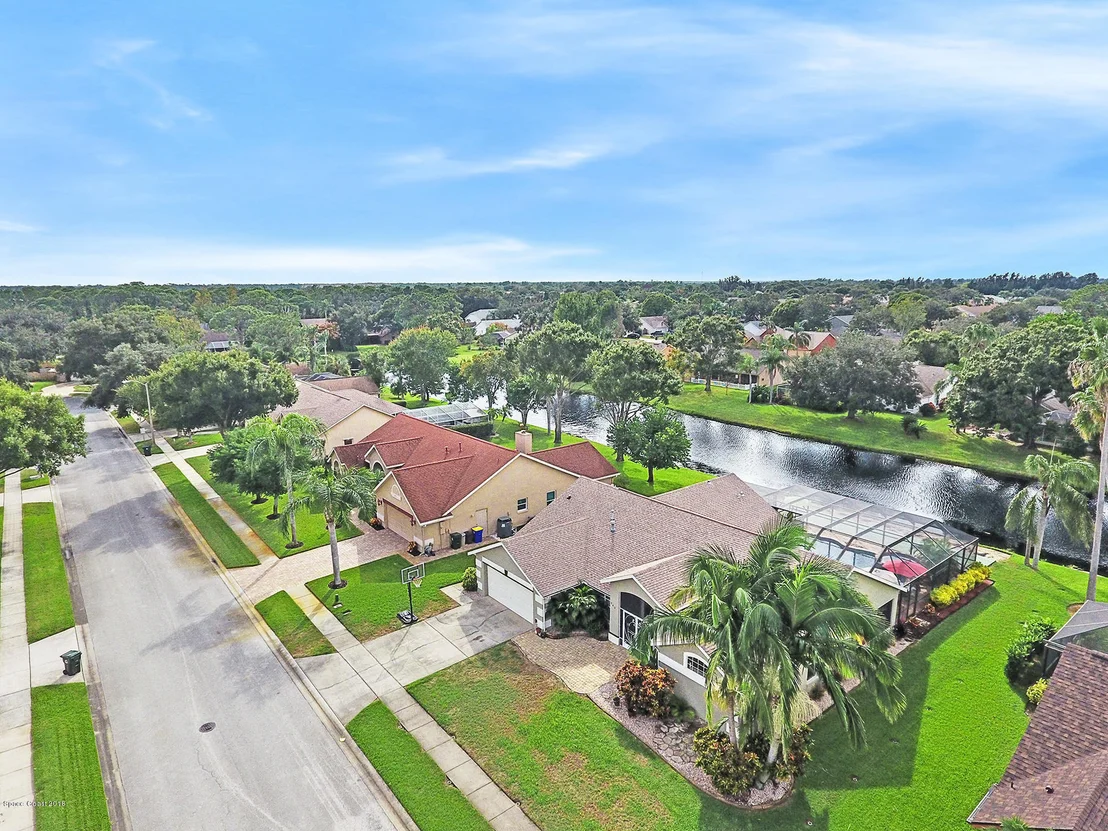 Photo of 943 Pelican Lane