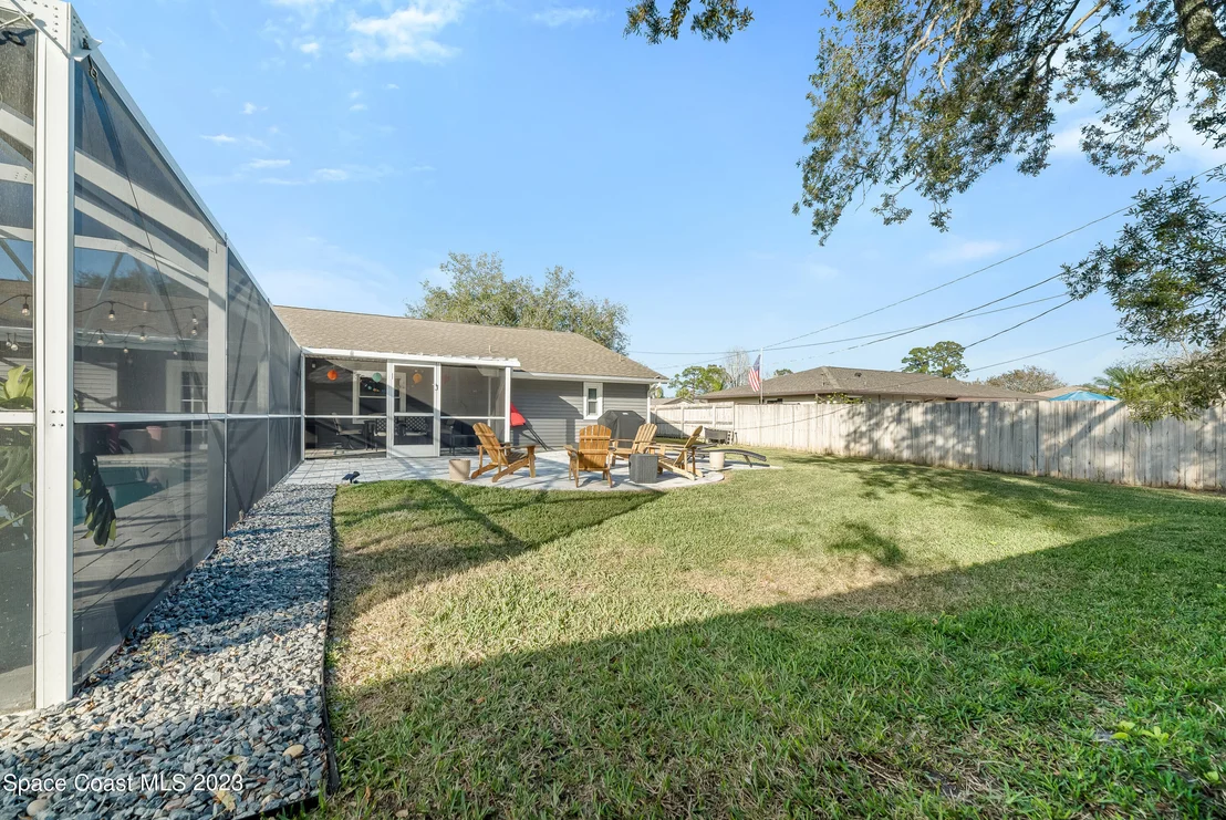 Photo of 2624 School Drive NE