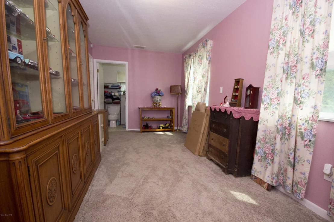 Photo of 1456 Loring Street