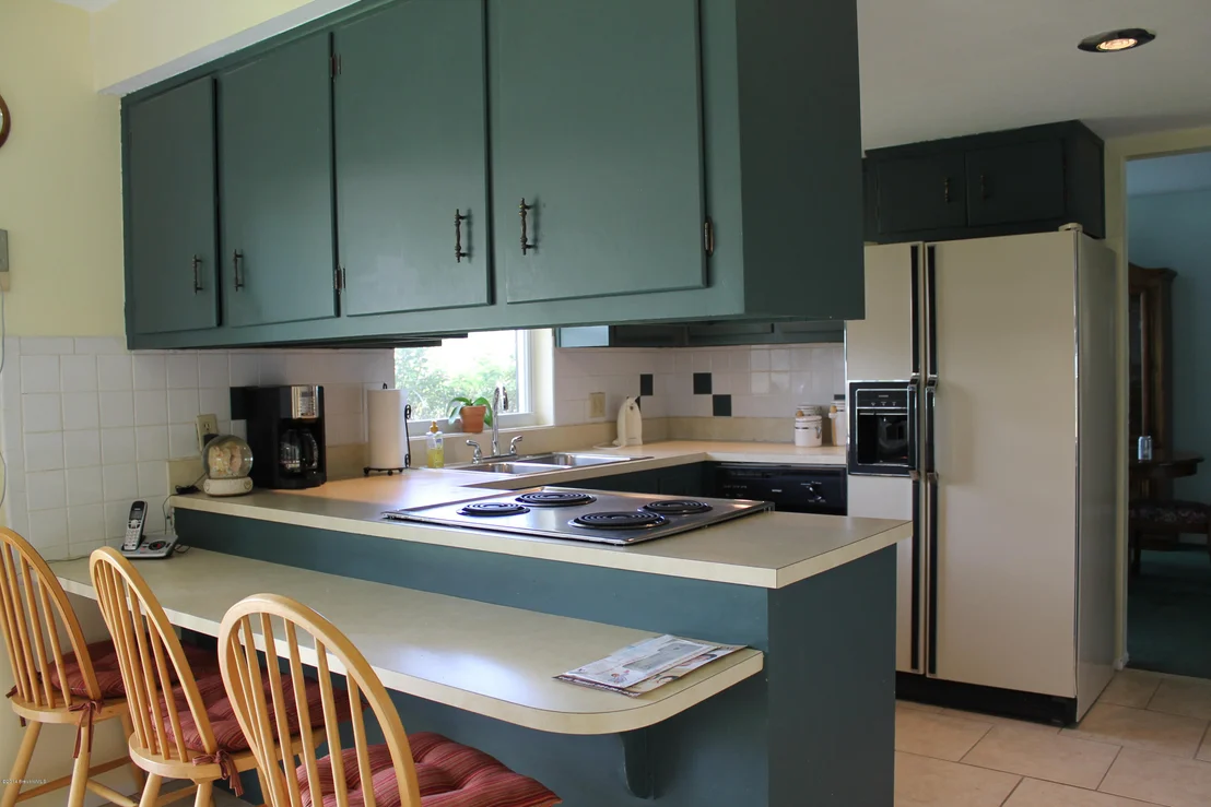 Photo of 896 Jefferson Road