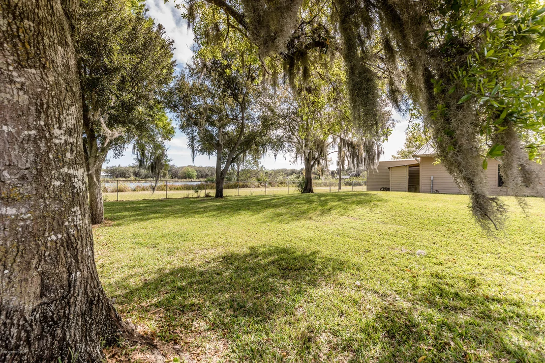 Photo of 805 Brush Lane