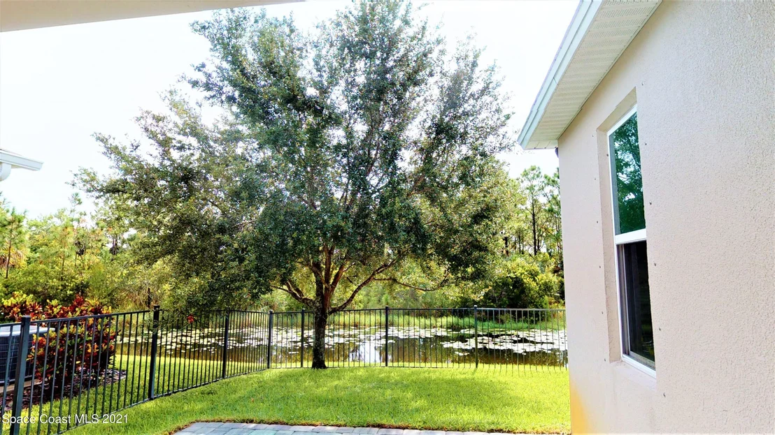 Photo of 1687 Attilburgh Boulevard