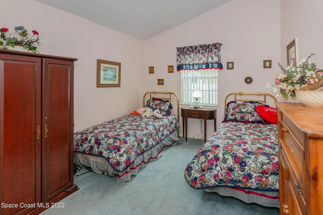 Photo of 1050 Fieldstone Drive