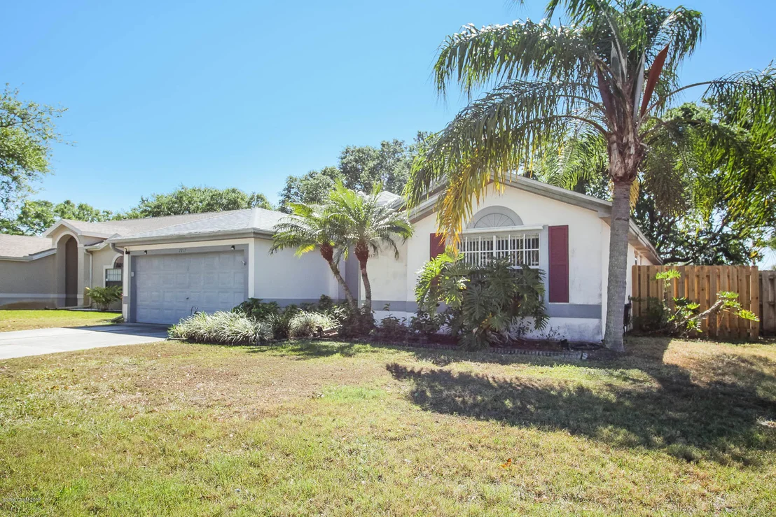 Photo of 7217 Hammock Lakes Drive