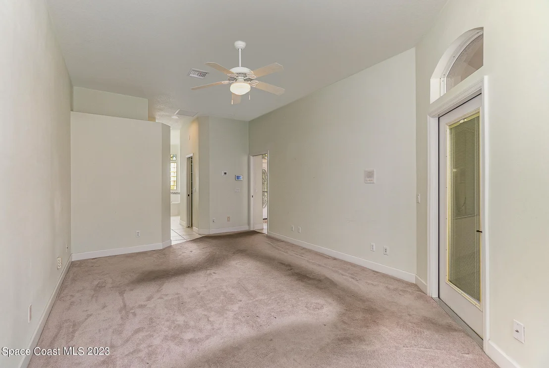 Photo of 990 Starling Way