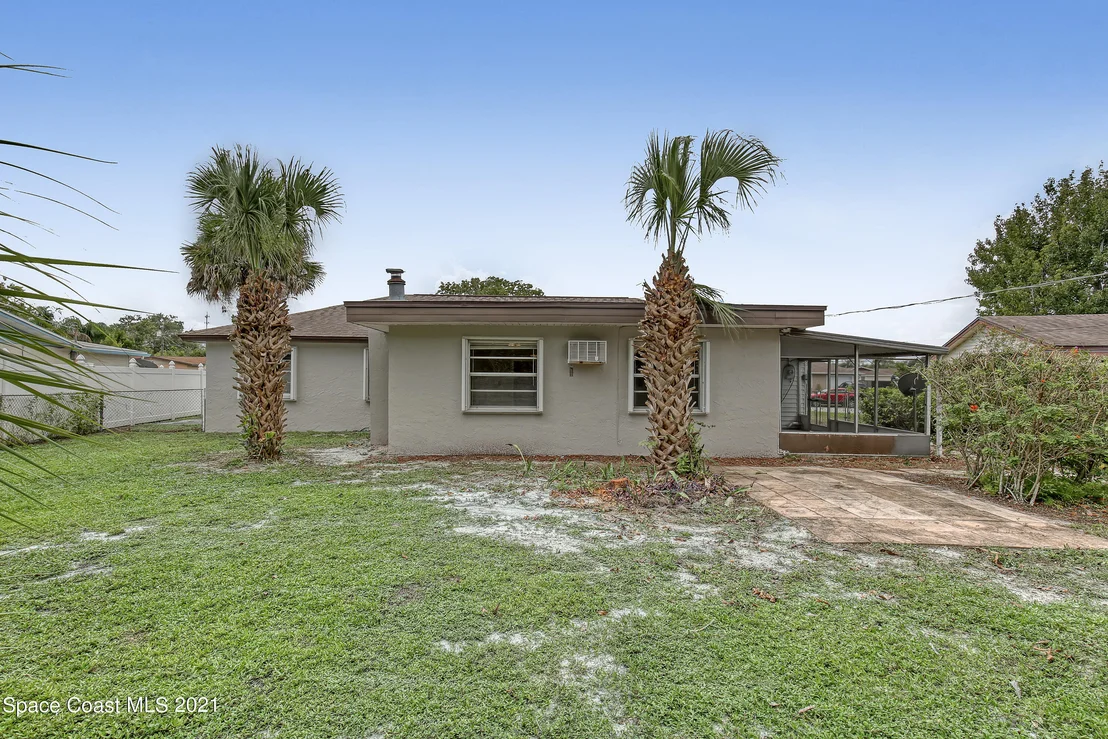 Photo of 2762 Hereford Road