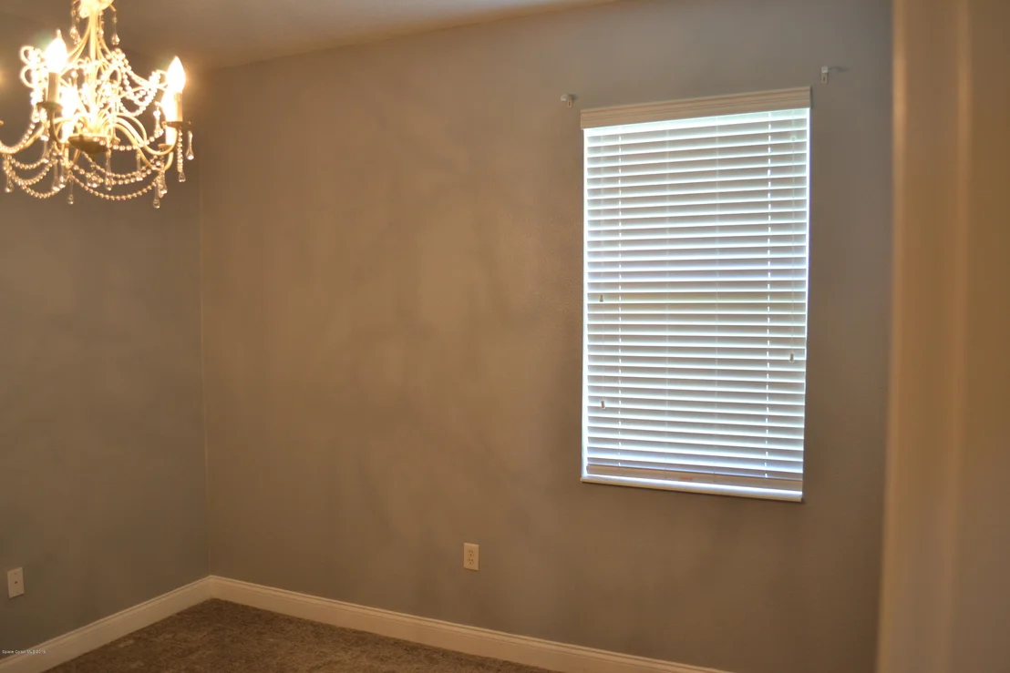 Photo of 521 Waterside Circle