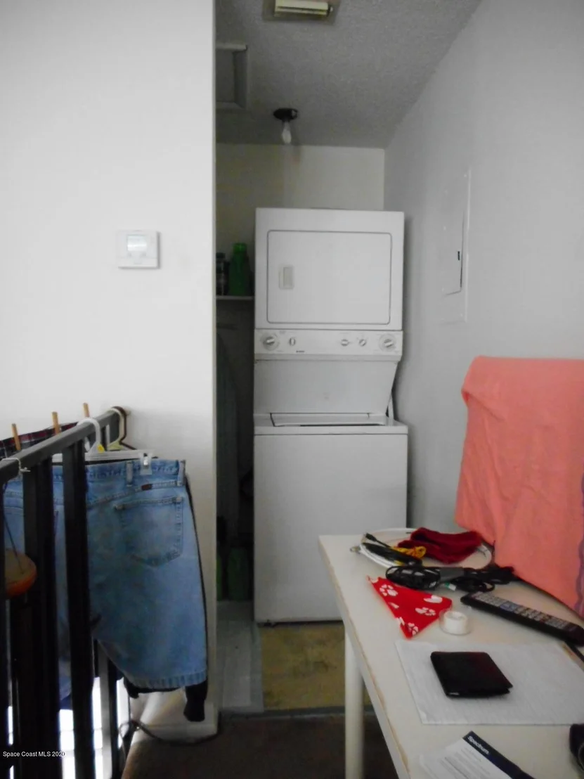 Photo of Unit 3 at 4812 Overlook Drive