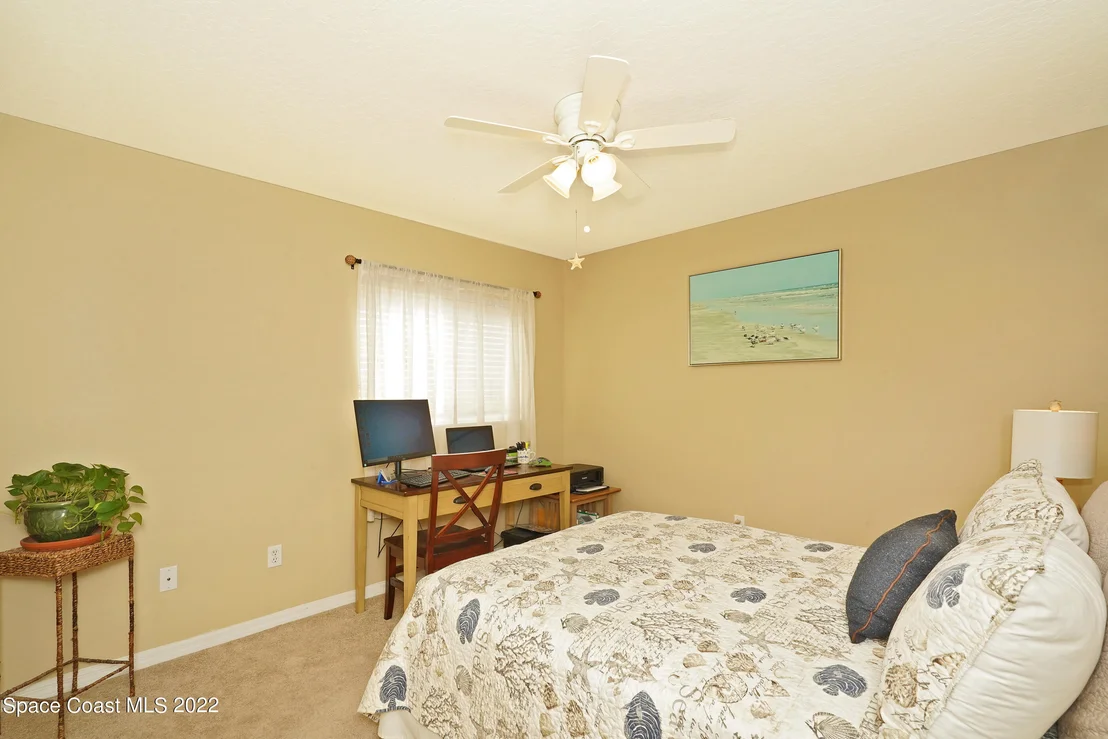 Photo of 1005 Pelican Lane