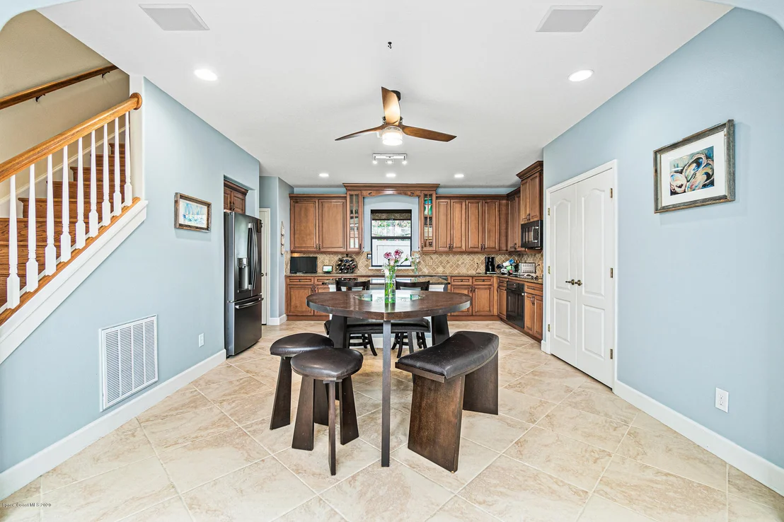 Photo of 389 Montecito Drive