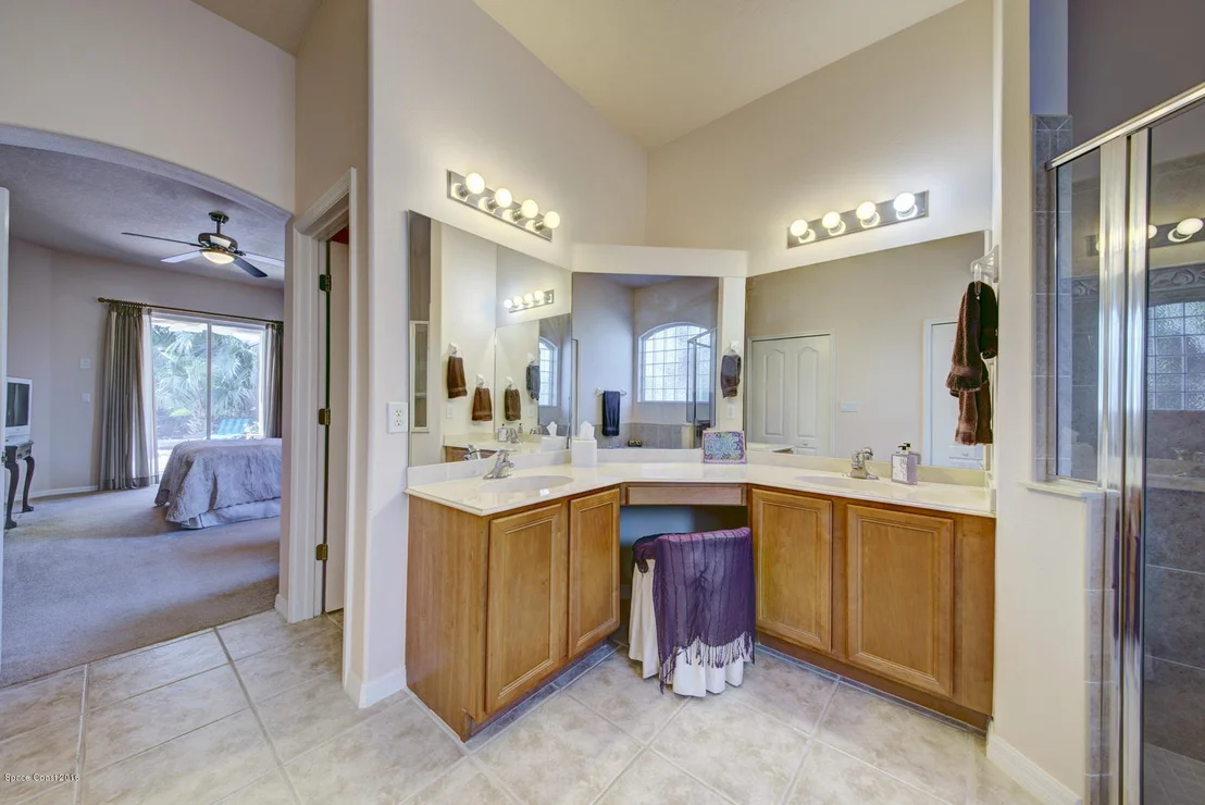 Photo of 4668 Alamanda Drive