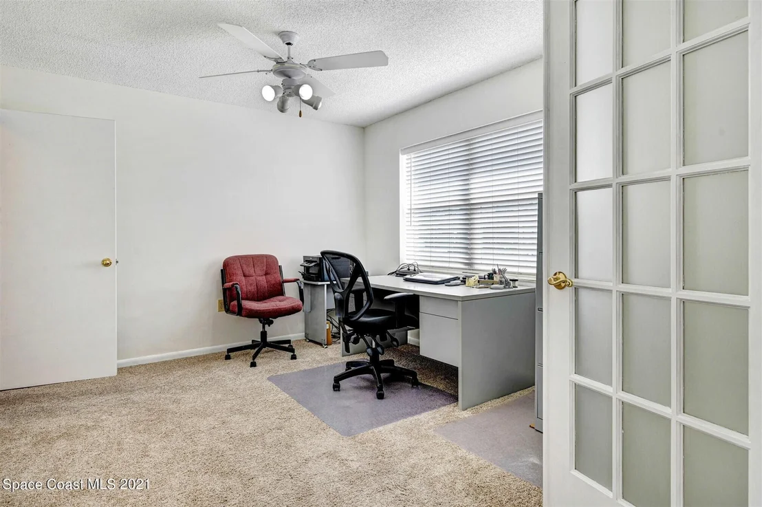 Photo of 489 Penguin Drive