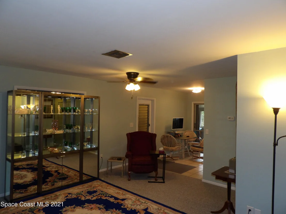 Photo of 797 Bianca Drive NE