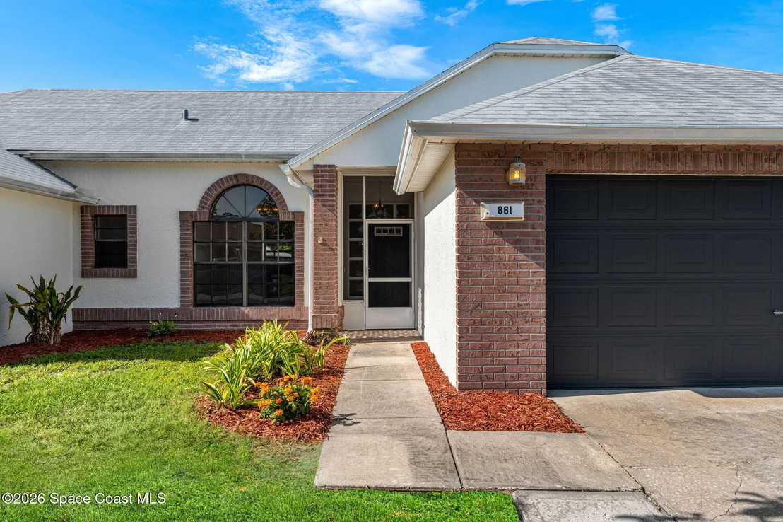 Photo of 861 Yorktowne Drive