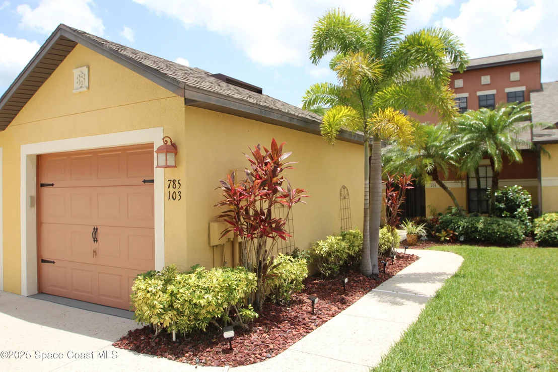 Photo of Unit 103 at 785 Luminary Circle