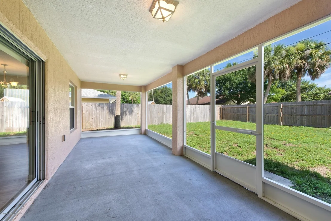 Photo of 1768 Palm Ridge Road