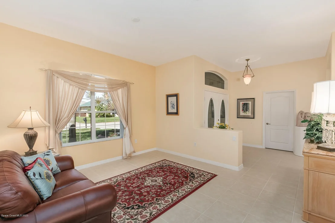 Photo of 4628 Alamanda Drive