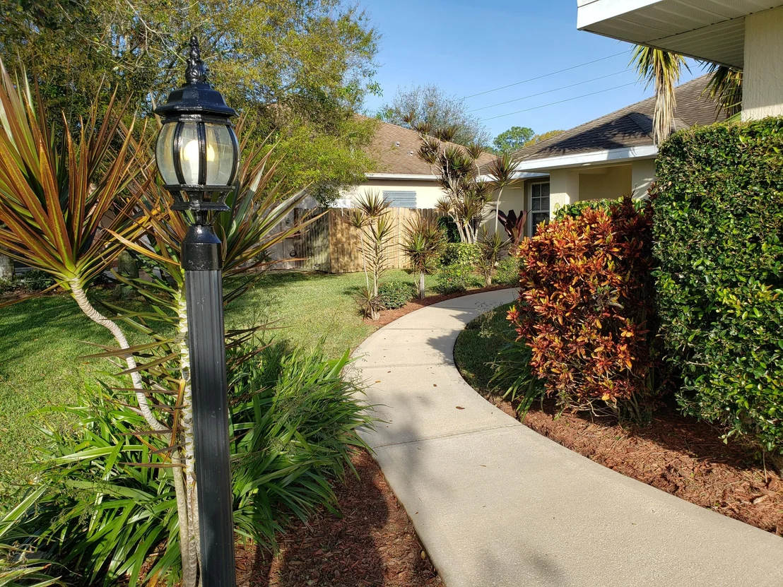 Photo of 2093 Woodfield Circle