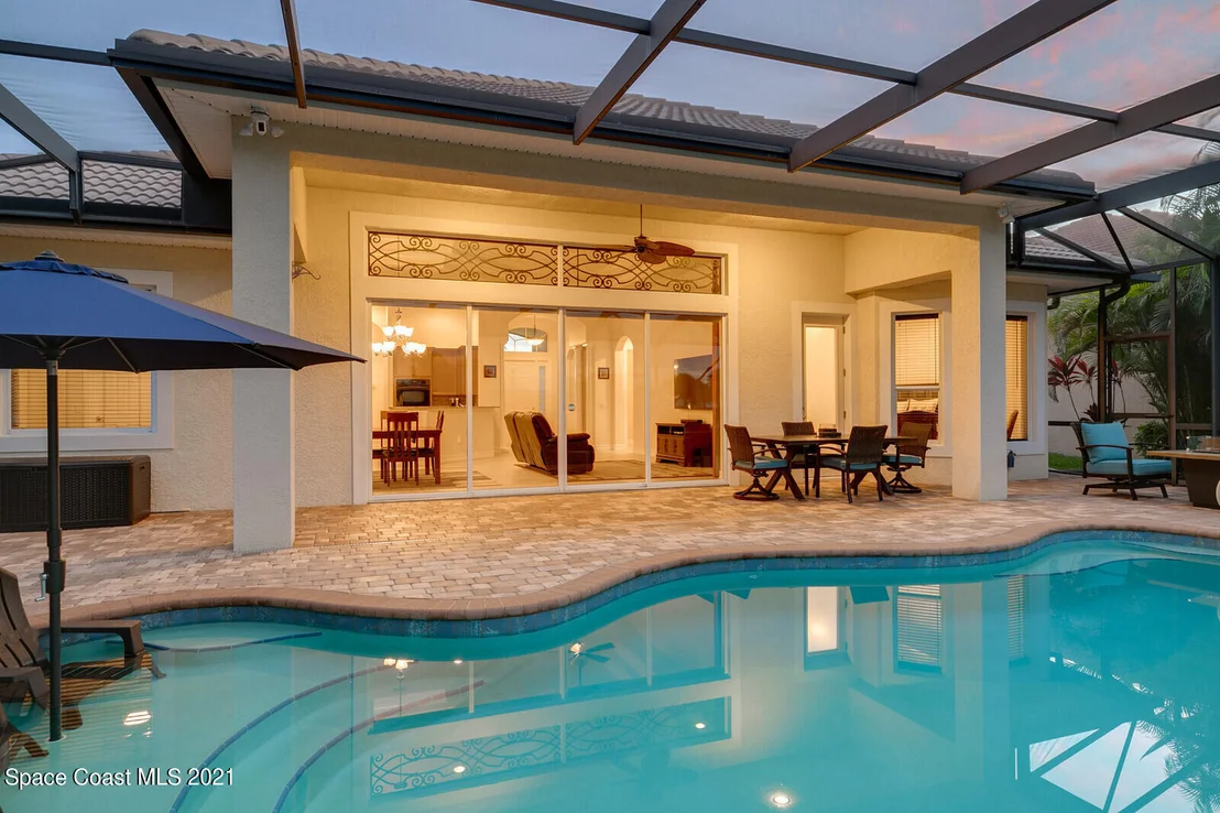 Photo of 6585 Arroyo Drive