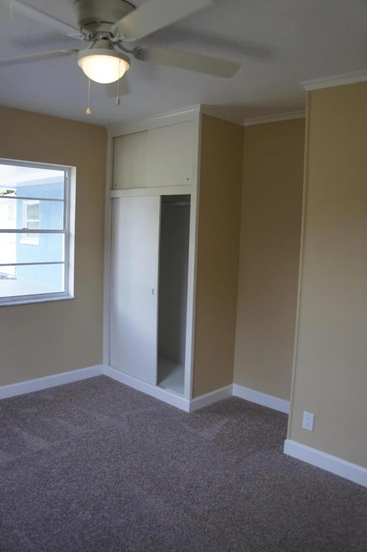 Photo of 1716 Park Avenue