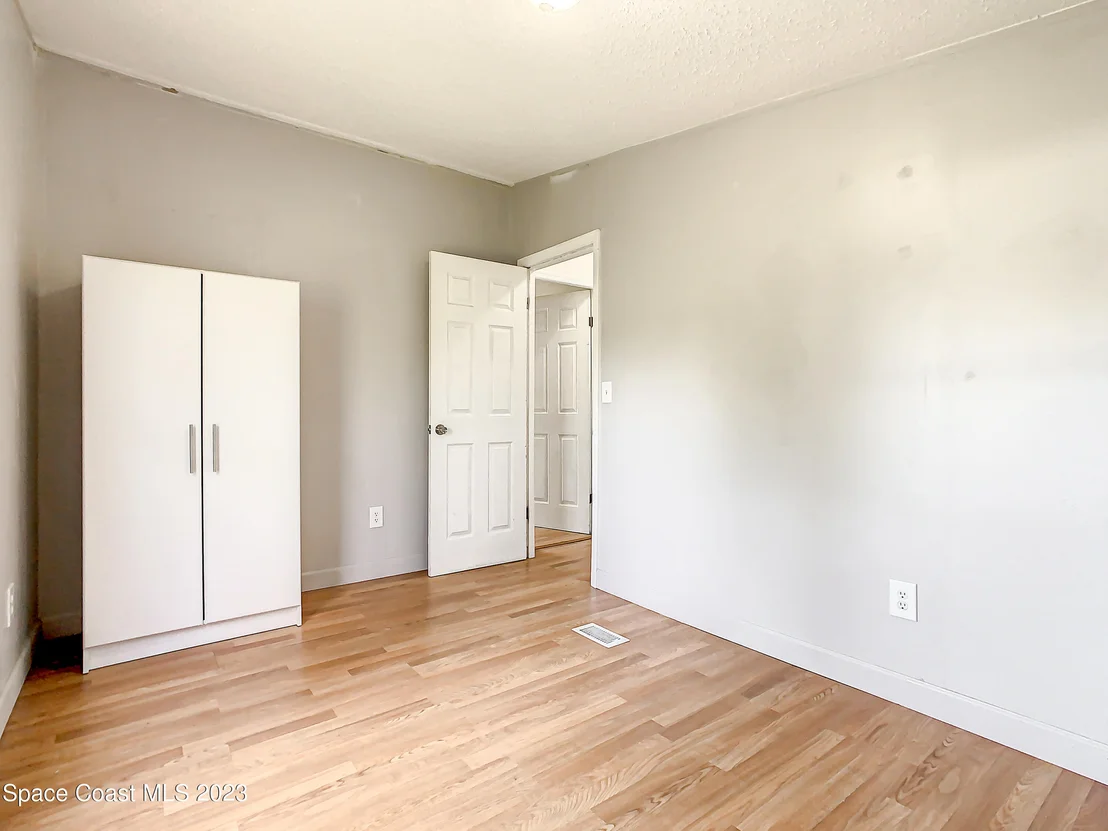 Photo of 9070 Mercury Drive
