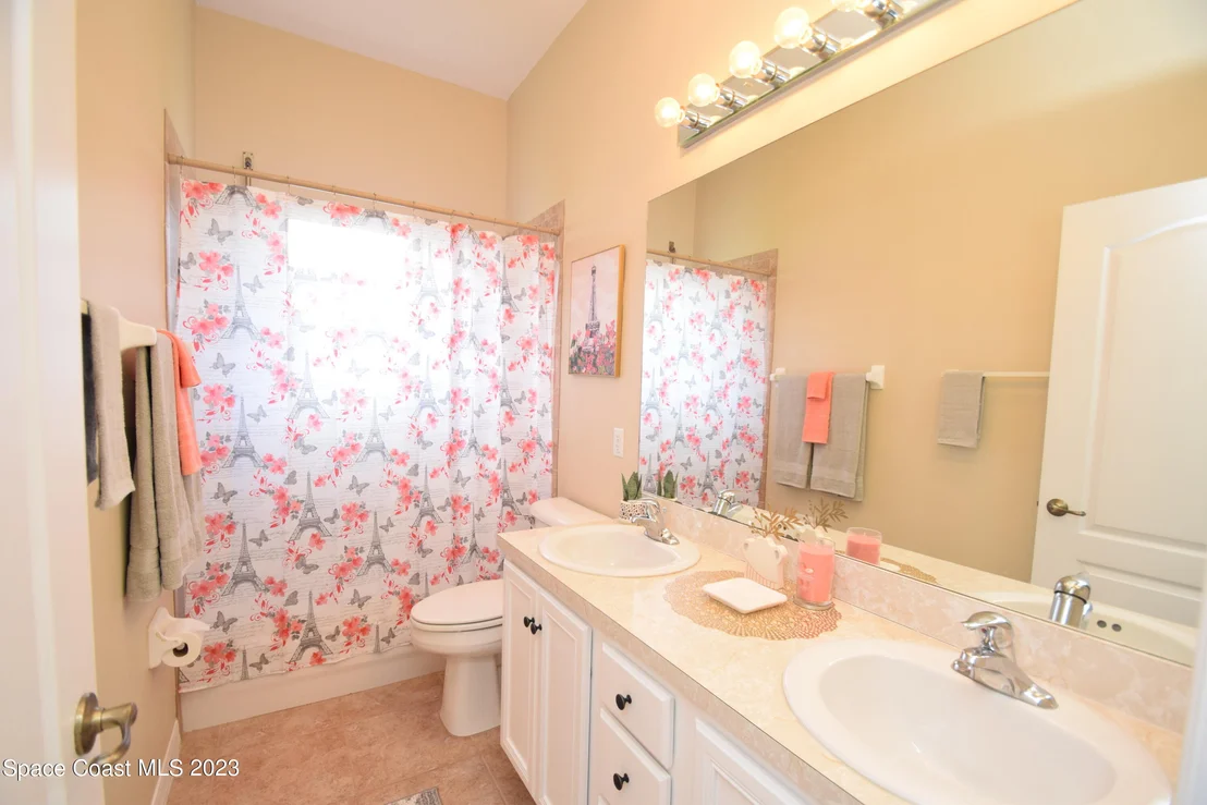Photo of 2223 Woodfield Circle