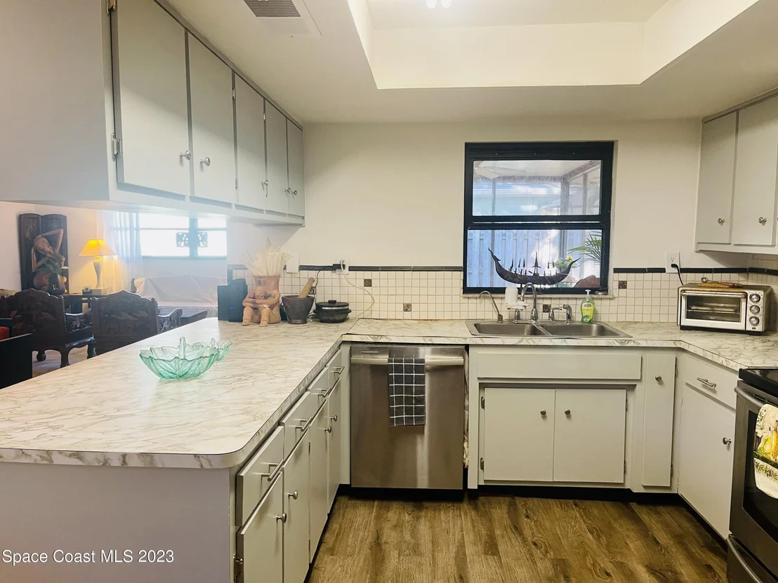 Photo of 295 Richards Road