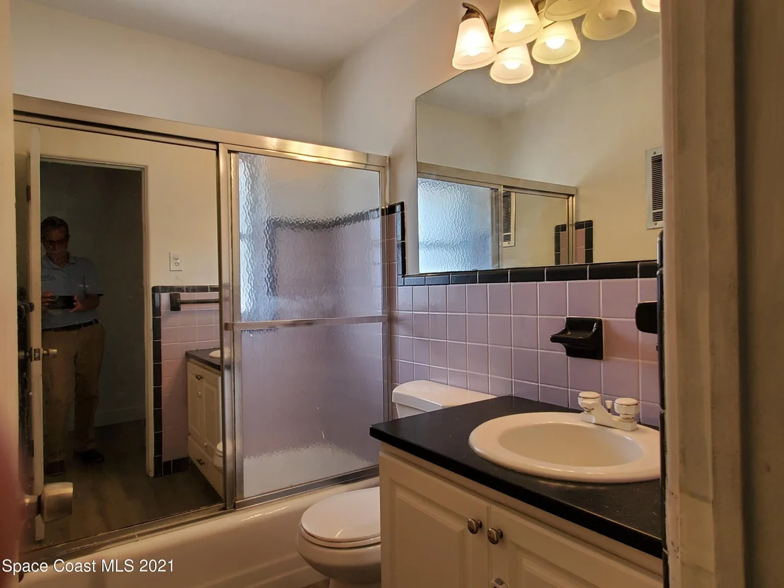 Photo of 2511 Vernon Drive NE