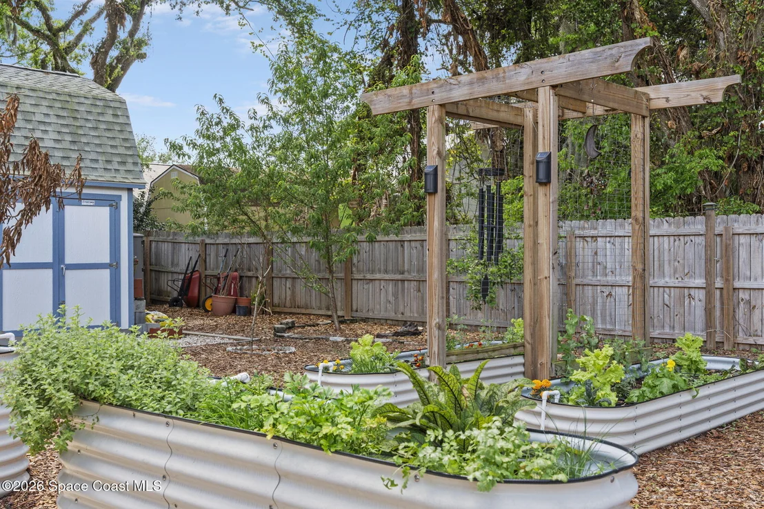 Photo of 7455 Darien Road