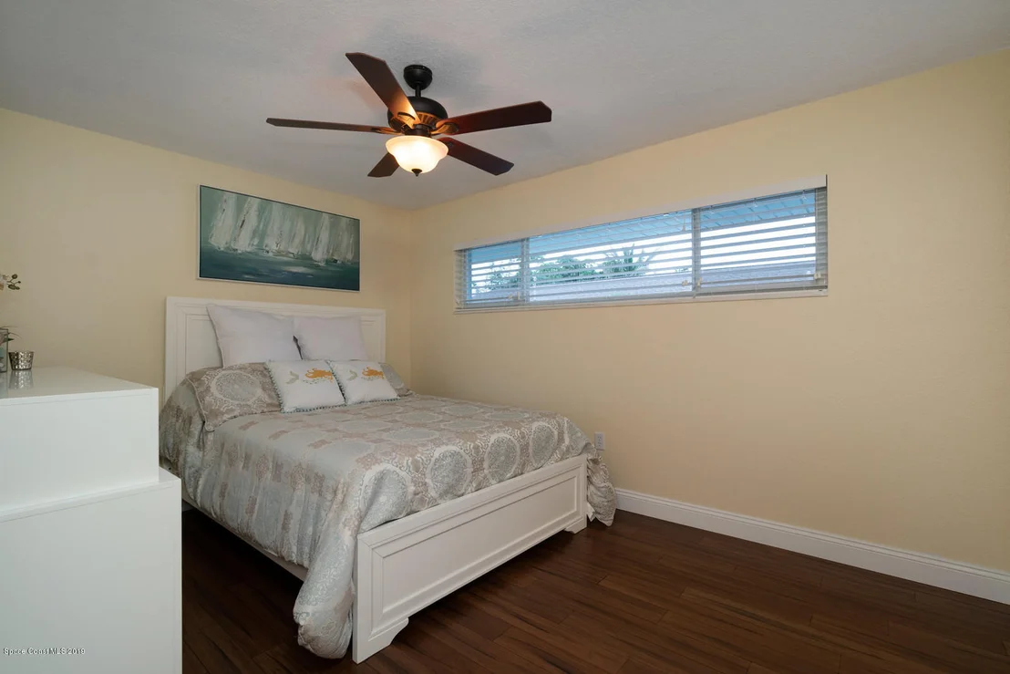 Photo of 484 Oak Ridge Drive