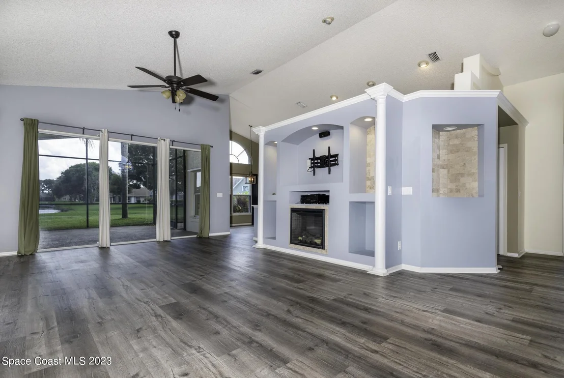 Photo of 3991 Saint Armens Circle