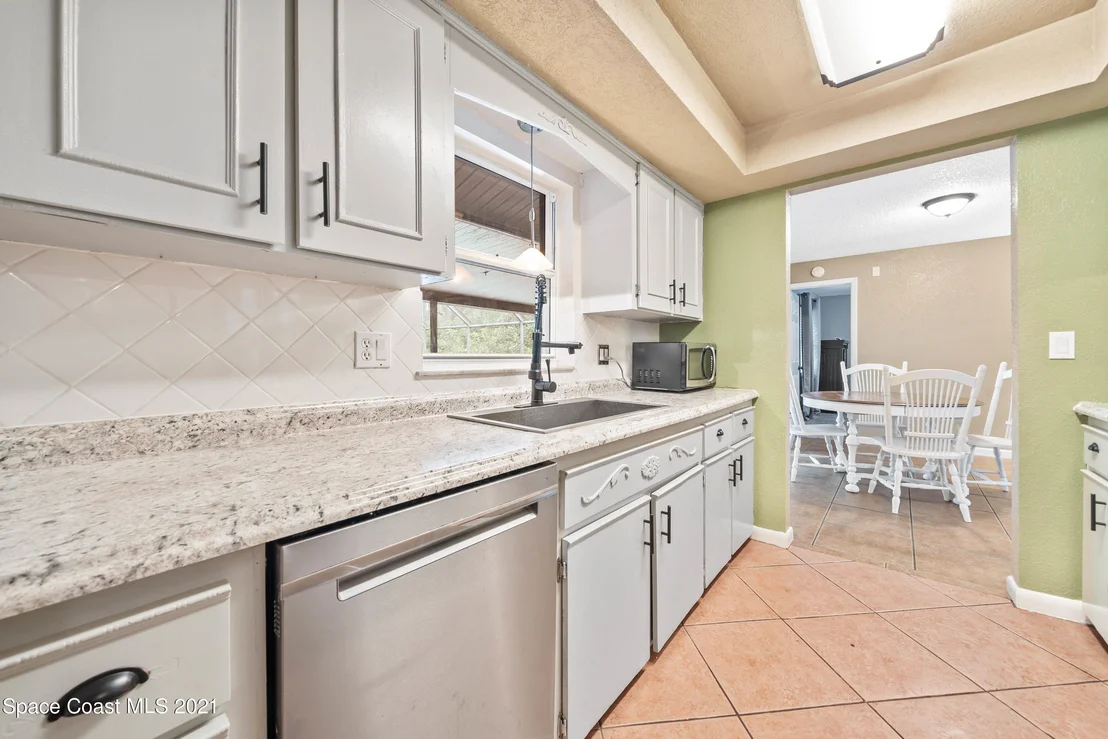 Photo of 2480 Cox Road