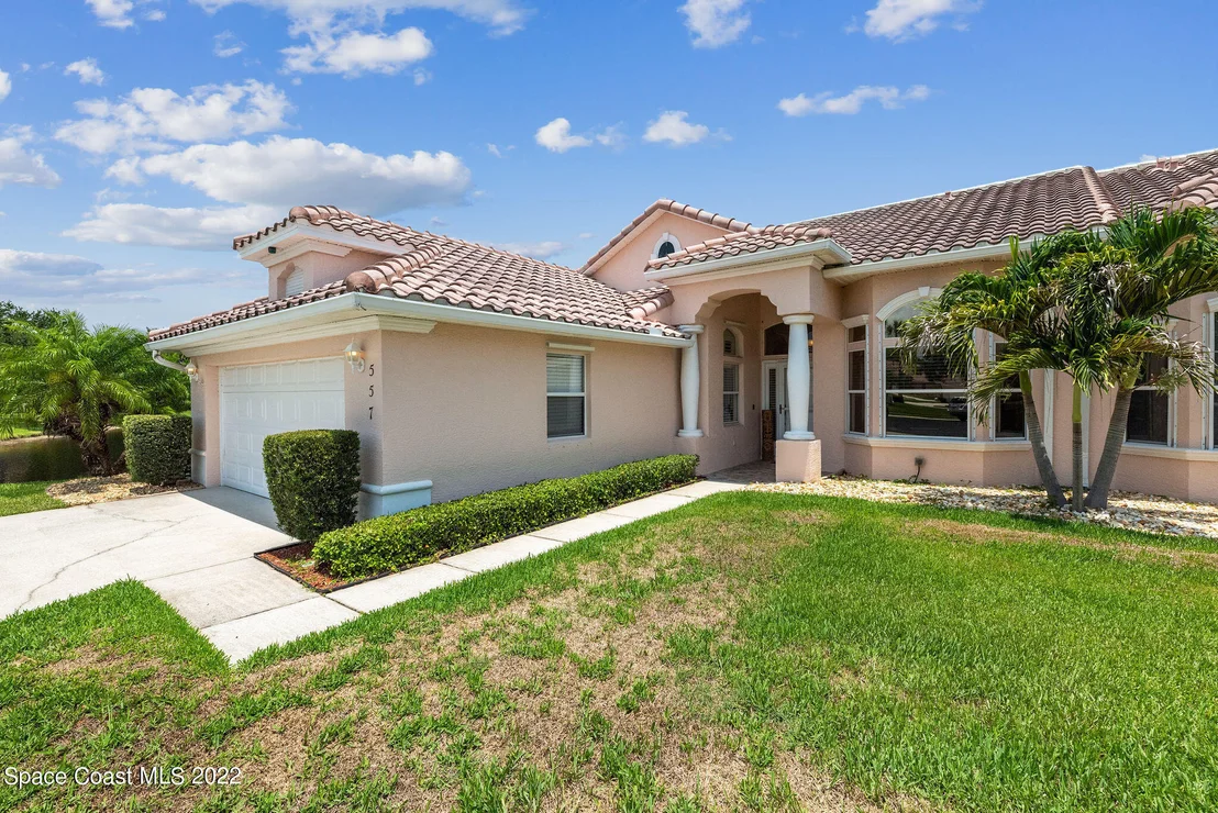 Photo of 557 Willis Way
